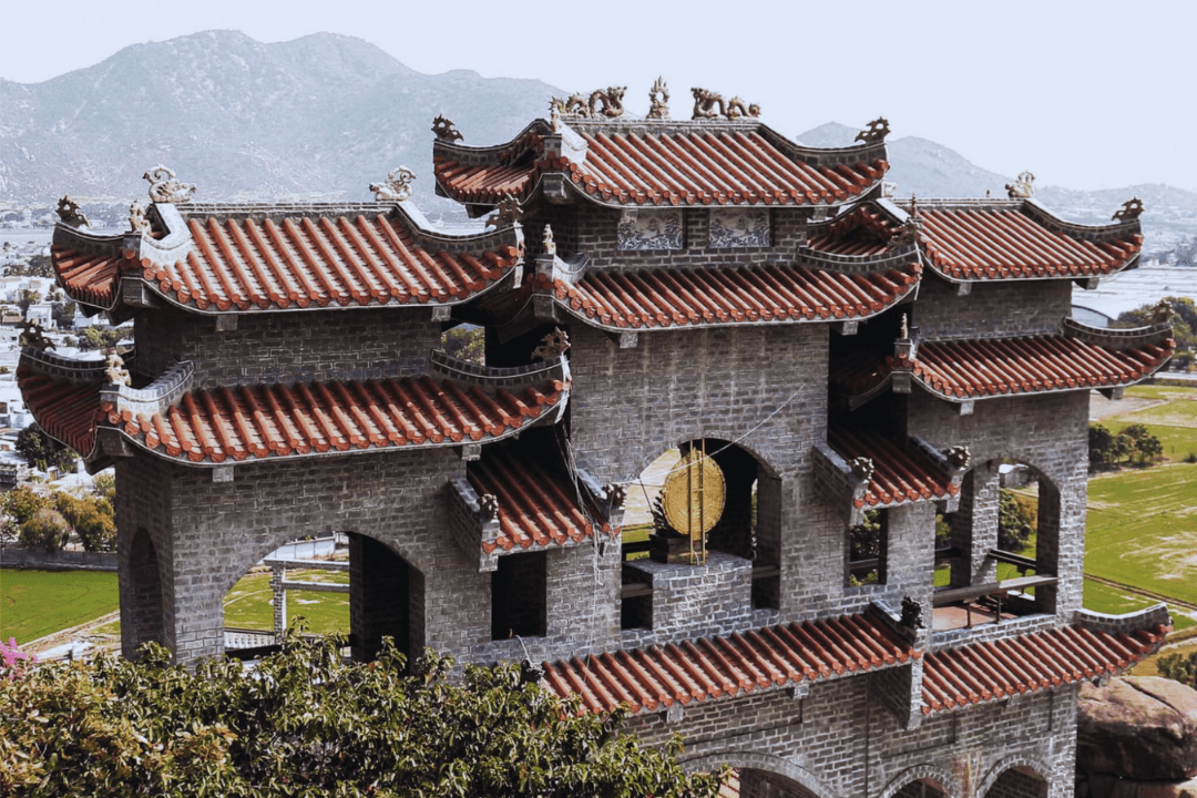Trùng Sơn Cổ Tự Ninh Thuận – Ngôi Chùa Trên Núi Đá Chồng - ảnh 2