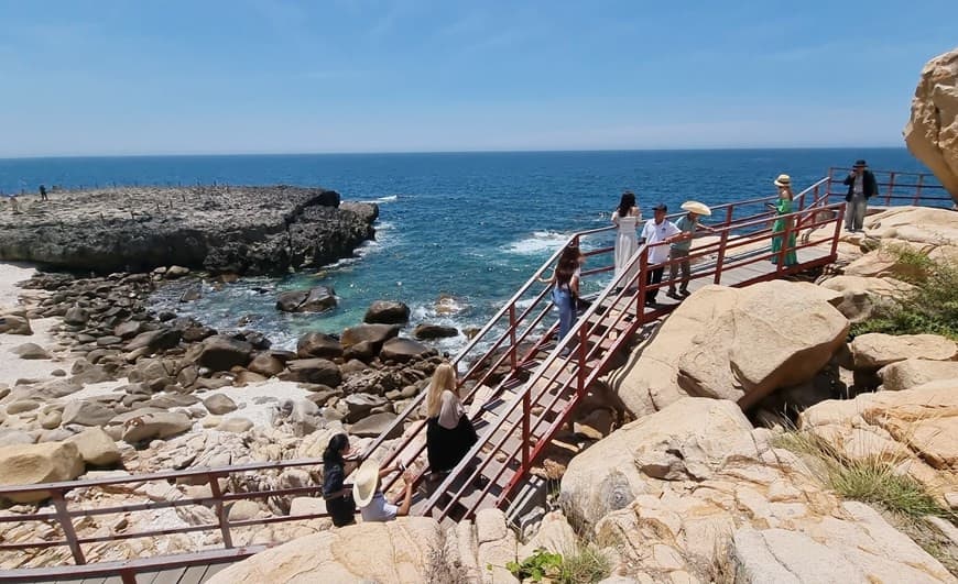 Hang Rái Ninh Thuận – Bãi Đá San Hô Cổ Trong Vườn Quốc Gia Núi Chúa - ảnh 6
